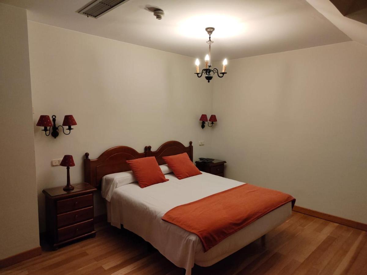 La Posada De Pradorey Ventosilla Extérieur photo